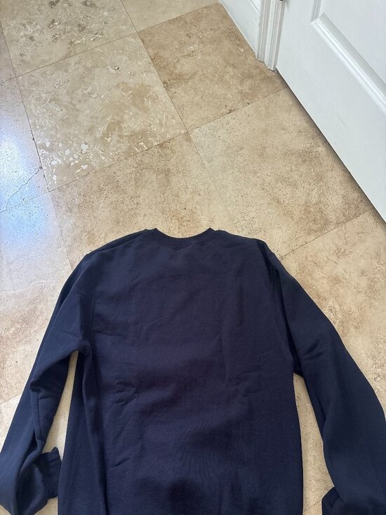 GEORGETOWN UNIVERSITY MOM SWEATSHIRT - Picture 3 of 3